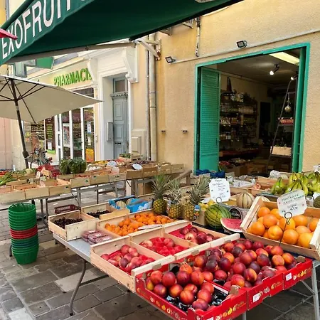شقة -rue Pietonne Climatisation Lit 160 Equipe - Sabrina *